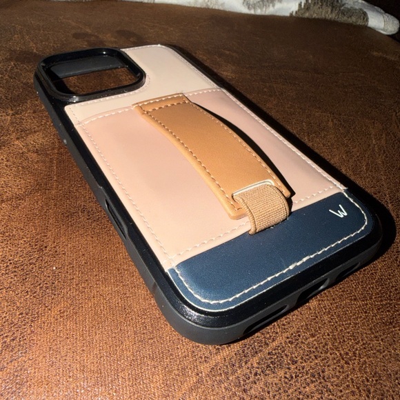 iPhone 16 pro max Walli case - Picture 2 of 3